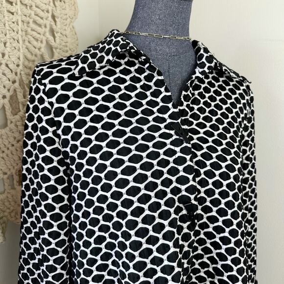 IC By Connie K Art To Wear Lagenlook Black White Button Down Blouse Size XL - Picture 2 of 5